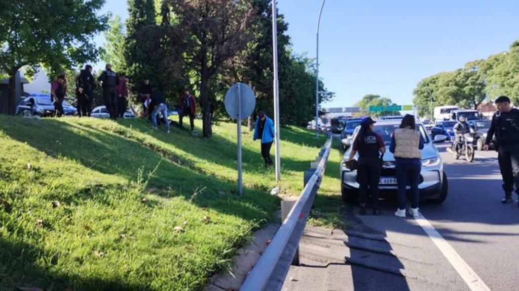 Un ladrón fue atropellado en General Paz tras intentar robar a un&nbsp;ciclista