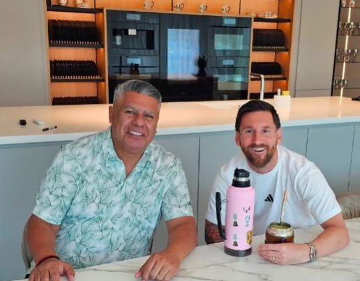 Despidiendo el año de 10 con el 10: La visita de Claudio Tapia a Lionel&nbsp;Messi