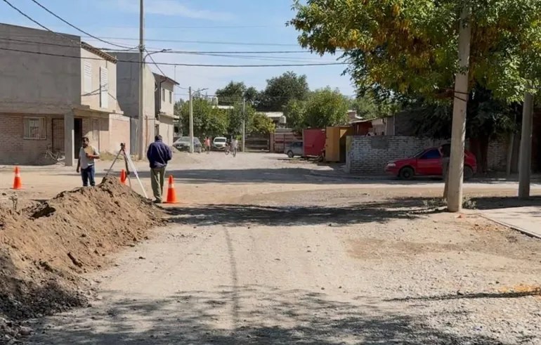 Histórico: Neuquén asfalta 1000 cuadras en 4&nbsp;meses