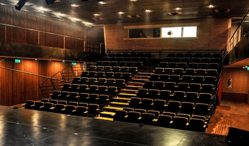 El Gobierno avanza con el cierre del Instituto del Teatro y la&nbsp;CONABIP