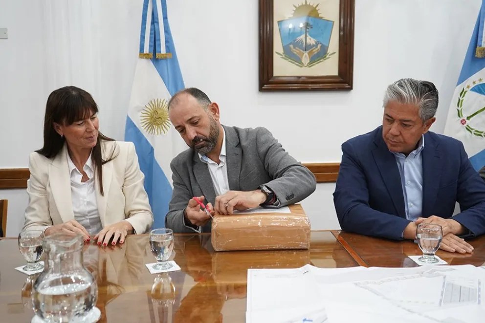 Julieta Corroza y Rolo Figueroa impulsan una obra clave para el desarrollo integral de&nbsp;Moquehue