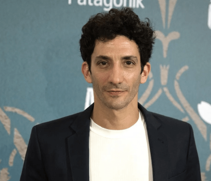 Juan Minujín visitó el Hospital Garrahan y apoyó el&nbsp;reclamo