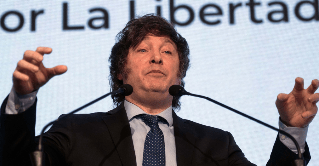 Milei vetó la ley que buscaba distribuir automáticamente fondos a las&nbsp;provincias