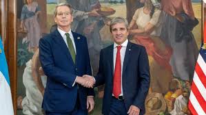 Caputo, en Estados Unidos y una reunión clave con el Tesoro: cuáles son las opciones que se&nbsp;negocian