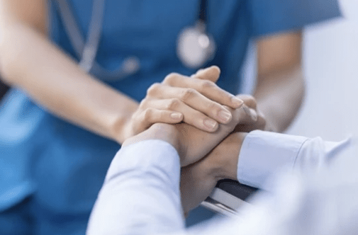 Detienen a un enfermero acusado de lesionar y robar a un paciente con parálisis&nbsp;cerebral