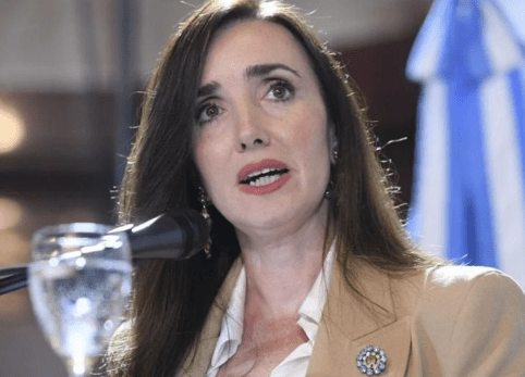 “Señor extremadamente rubio”: nuevo cruce de Villarruel con el biógrafo de Milei en&nbsp;X